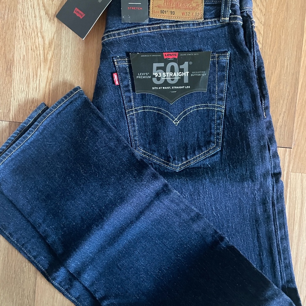Levi's Men's Dark Blue Straight Jeans
